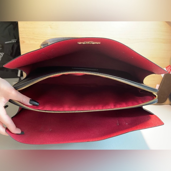 Coach Hand Bag - Picture 3 of 4